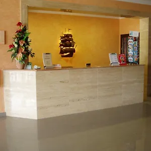 https://fragata-hotel-calella.catalonia-hotels.com
